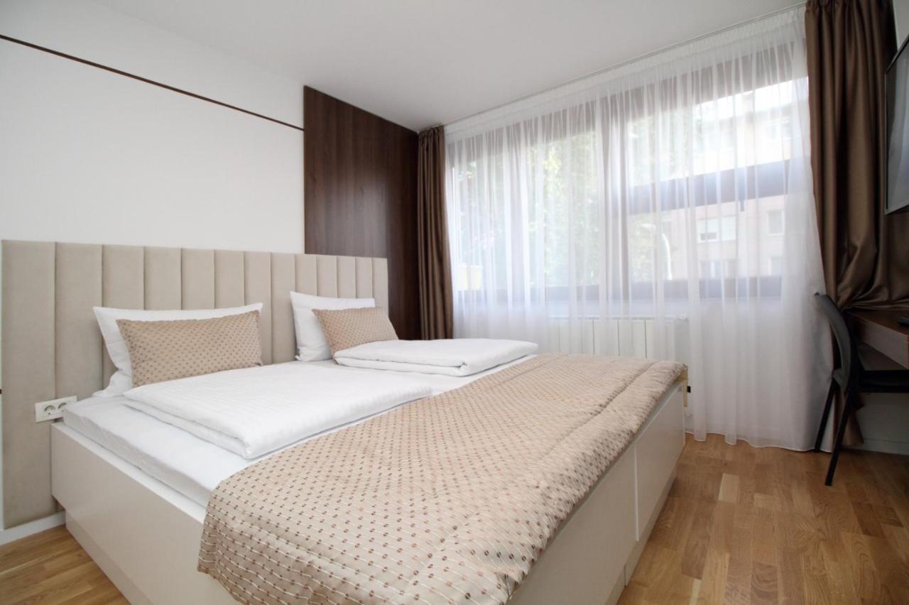 Ambient apartman Appartement Sarajevo Buitenkant foto